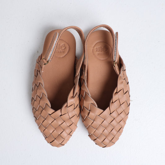 Nude pink mule