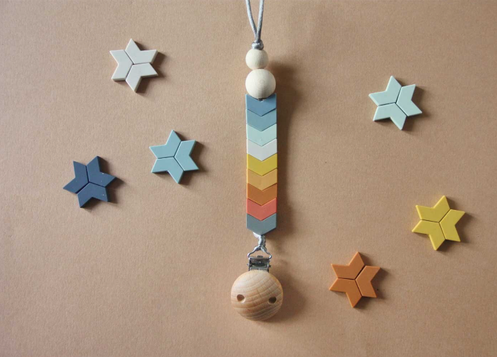 Small Chevron Pacifier Holder Rust