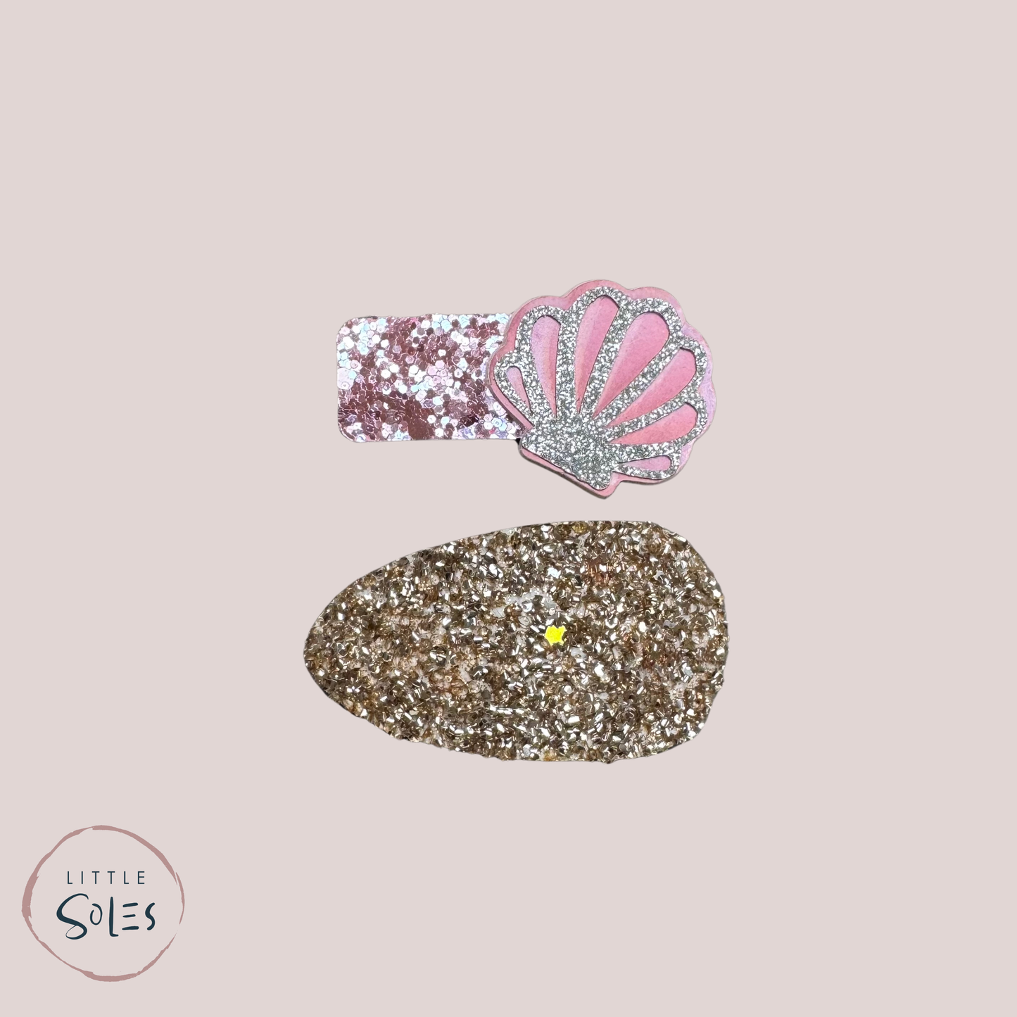 Pink seashell hair clips